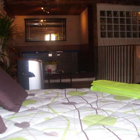 Casa Rural Con Jacuzzi Taberna Del Tio Pedro Cabanas de Polendos Εξωτερικό φωτογραφία