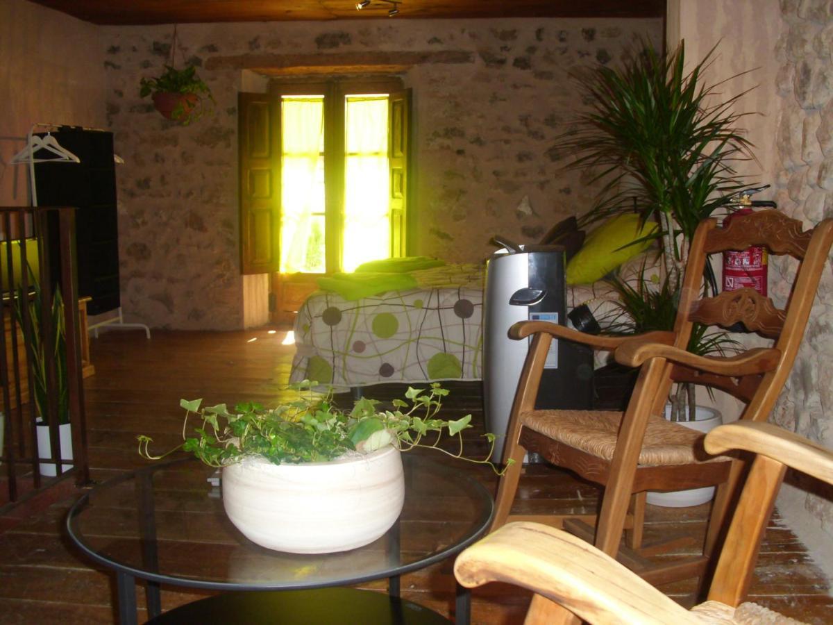 Casa Rural Con Jacuzzi Taberna Del Tio Pedro Cabanas de Polendos Εξωτερικό φωτογραφία